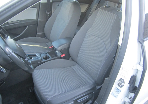 Seat Leon cena 29900 przebieg: 118907, rok produkcji 2017 z Kolbuszowa małe 67